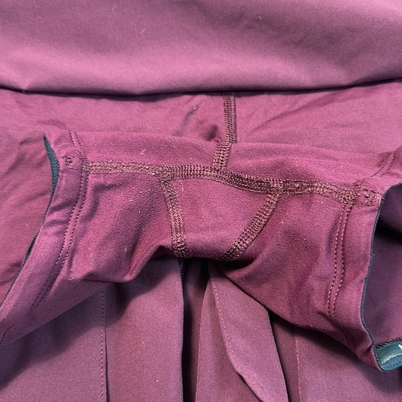 Lululemon Run: Pace Setter Skirt (Regular) Plum / Pow Stripe Angel Wing - Picture 6 of 7